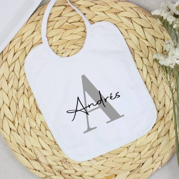 Babero Personalizado Inicial y Nombre