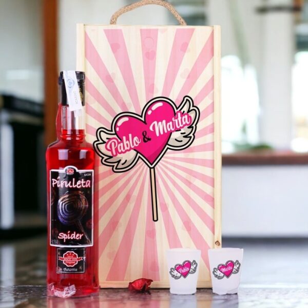 Caja Regalo para Parejas Licor + Vasos Chupito