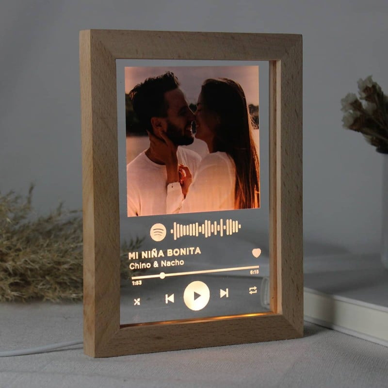 Lámpara Personalizada Código Canción Marco Madera - Imagen 4