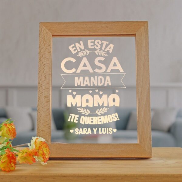 Marco Luminoso de Madera personalizado MAMA