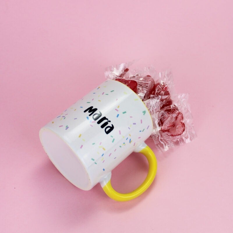 Taza personalizada con nombre Feliz Cumpleaños... - Imagen 3